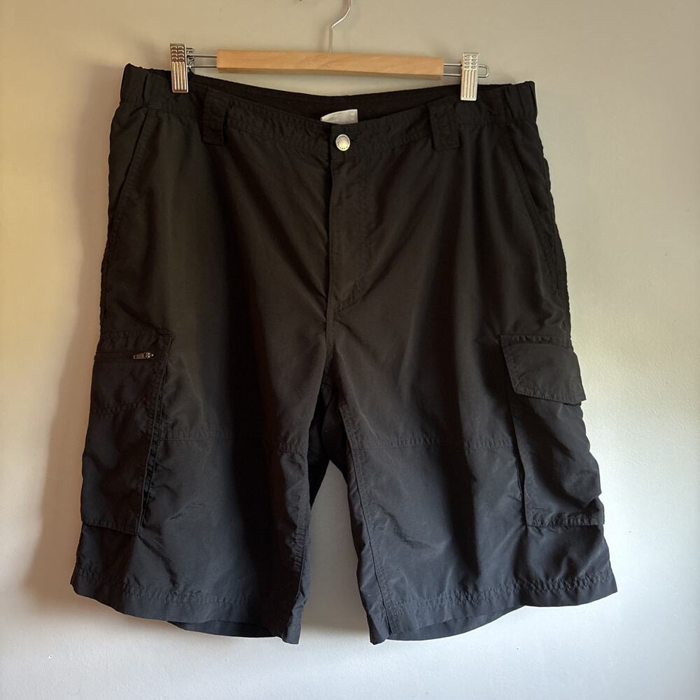 Columbia Sportswear Shorts Men's size 38 Black Casual Outdoors Hiking